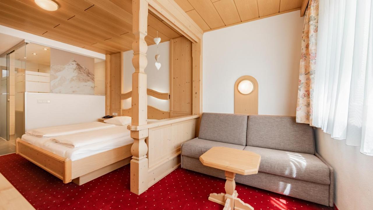Double Room Mountain View