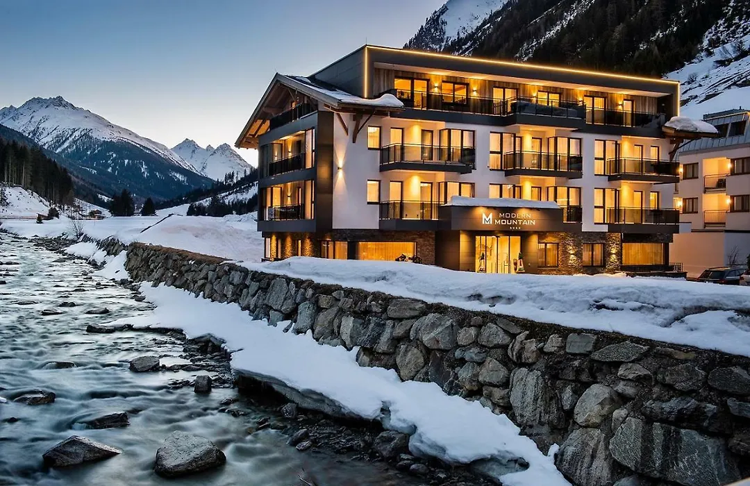Hotel Modern Mountain-1